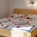 Apartmaji Jost Lägenhet *