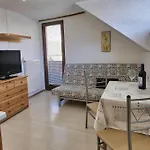 Apartmaji Jost Lägenhet *