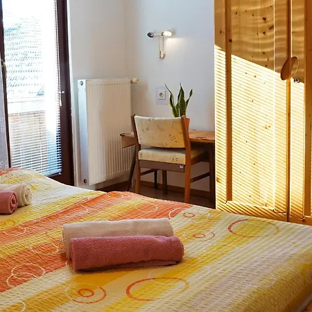 Apartmaji Jost Appartamento *